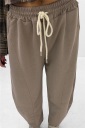 pantalone modello balloon sporty